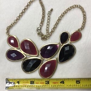 Statement necklace gold alloy